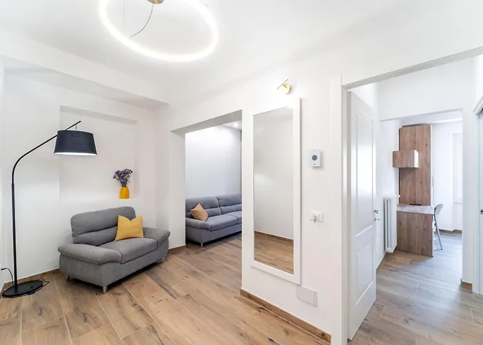 Unyca - Elegant Three-bedroom *
