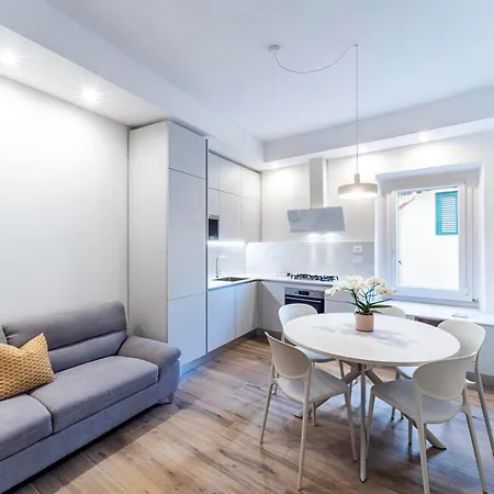 Unyca - Your In Apartment